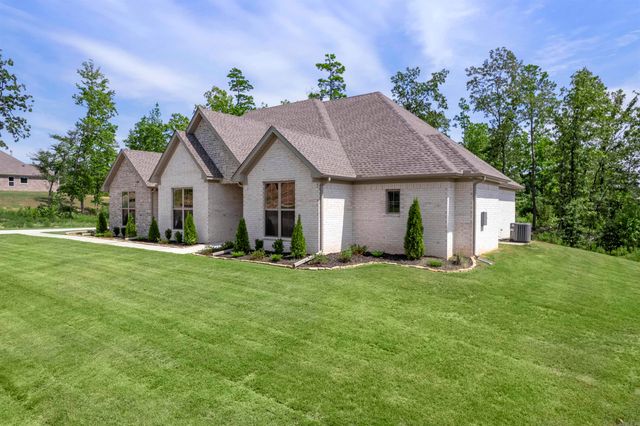 200 Middleton Place Drive, Benton, AR 72019