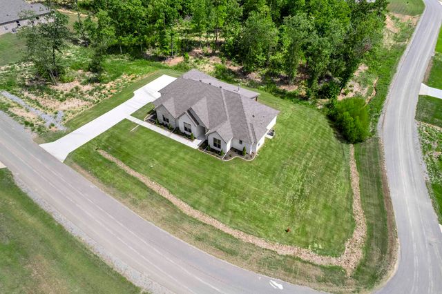200 Middleton Place Drive, Benton, AR 72019