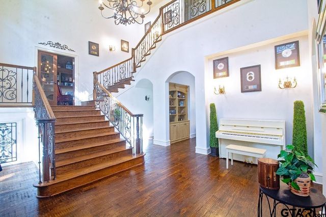 4045 Stonegate Blvd, Tyler, TX 75703