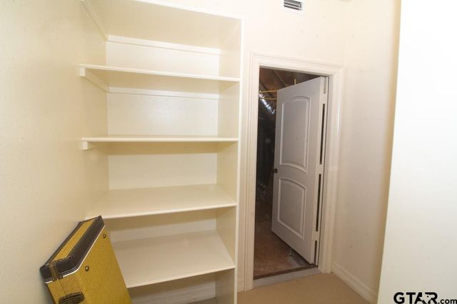 4045 Stonegate Blvd, Tyler, TX 75703