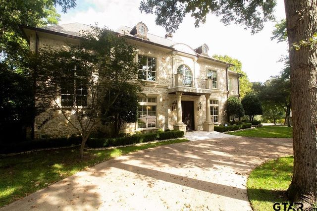 4045 Stonegate Blvd, Tyler, TX 75703