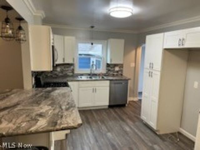 917 S Schenley Avenue, Youngstown, OH 44509