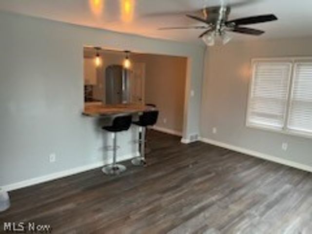 917 S Schenley Avenue, Youngstown, OH 44509