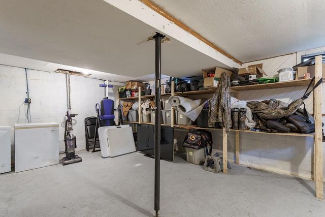 1239 Putnam Avenue, Janesville, WI 53546