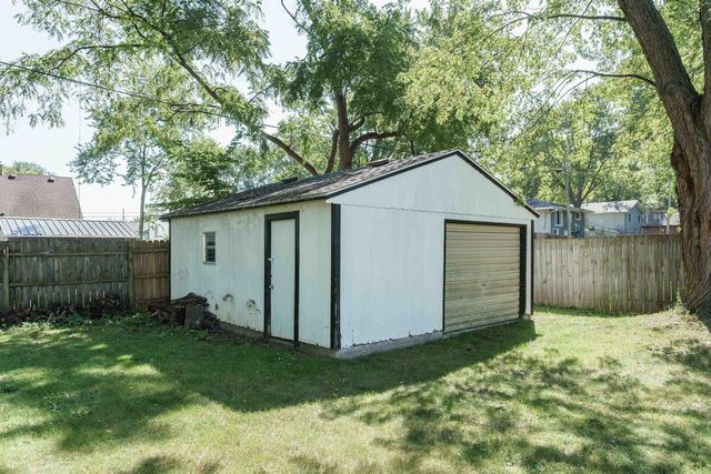 1239 Putnam Avenue, Janesville, WI 53546