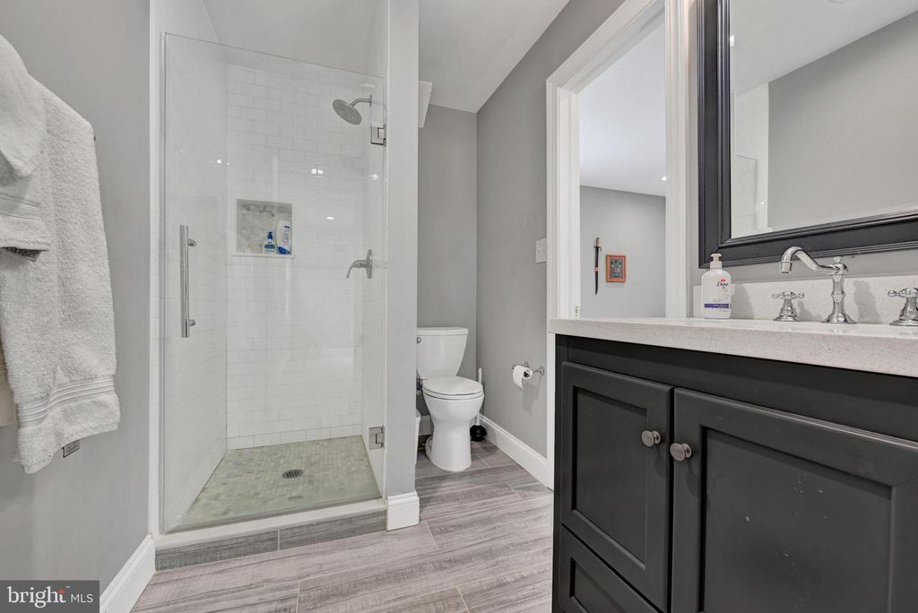 Image 35 of property listing at 9 CRESTLINE CT, Owings Mills, MD 21117