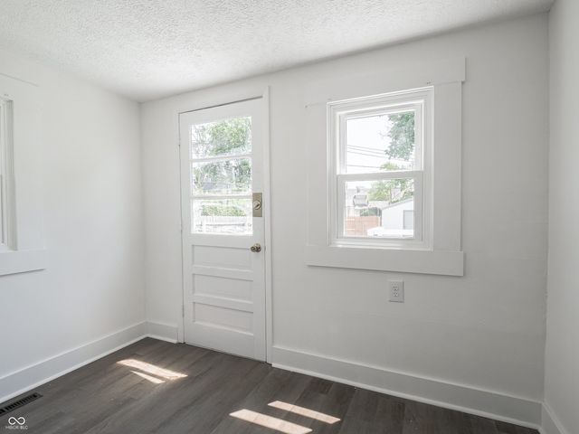 163 W King Street, Franklin, IN 46131