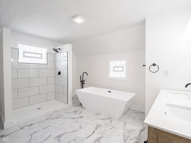 163 W King Street, Franklin, IN 46131