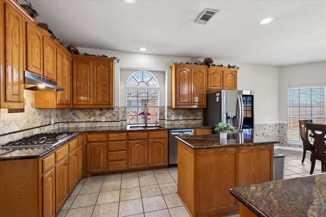 7308 Hawk Lane, Sachse, TX 75048