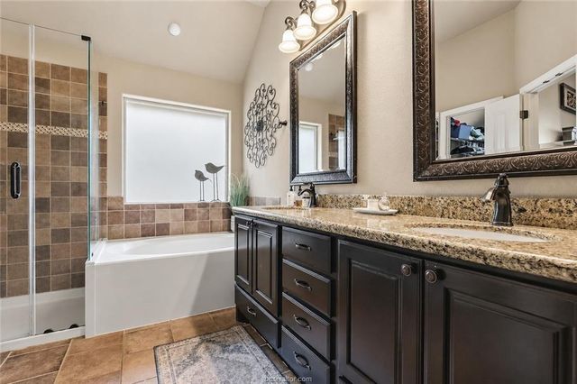 1605 Mariners Cove, College Station, TX 77845