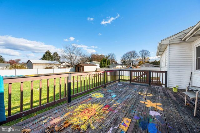 187 N HAZEL ST, Manheim, PA 17545