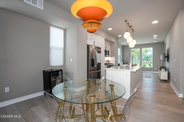 1290 E Thompson Boulevard 105, Ventura, CA 93001