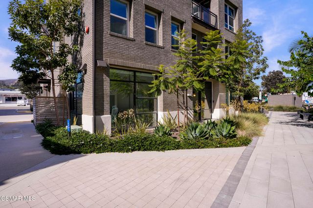 1290 E Thompson Boulevard 105, Ventura, CA 93001