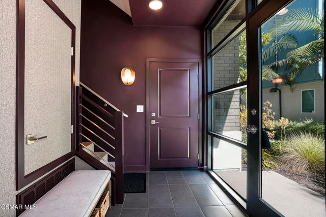 1290 E Thompson Boulevard 105, Ventura, CA 93001