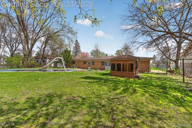 3165 Mac Avenue, Genesee Charter Township, MI 48506
