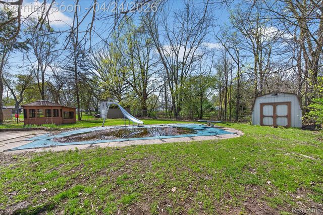 3165 Mac Avenue, Genesee Charter Township, MI 48506