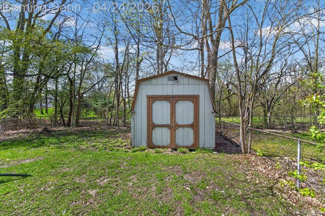 3165 Mac Avenue, Genesee Charter Township, MI 48506
