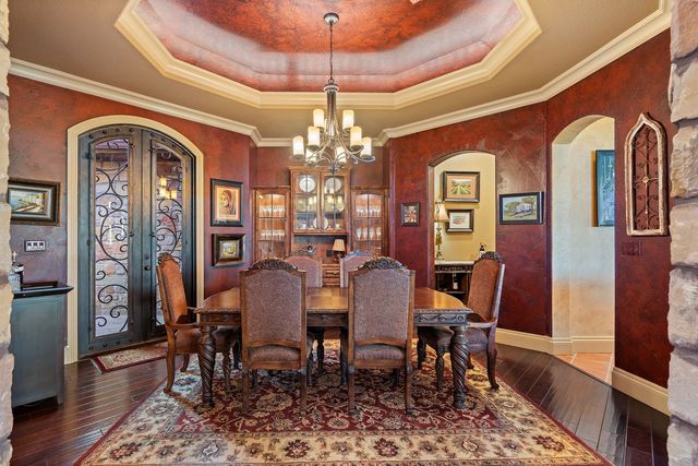 481 Chimney Cove Drive, Marble Falls, TX 78654