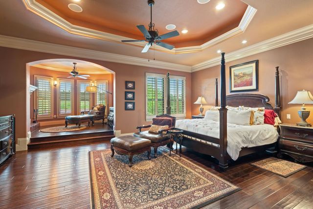 481 Chimney Cove Drive, Marble Falls, TX 78654