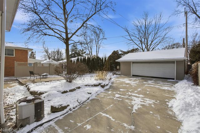 3019 Clawson Avenue, Royal Oak, MI 48073