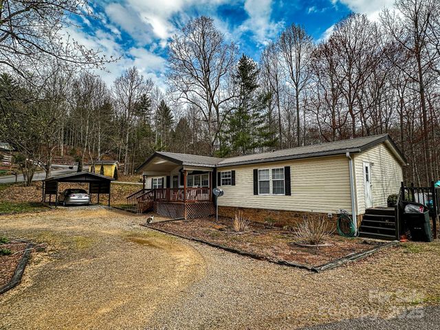14 Westfield Trace, Franklin, NC 28734