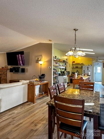 14 Westfield Trace, Franklin, NC 28734