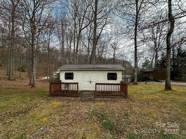 14 Westfield Trace, Franklin, NC 28734