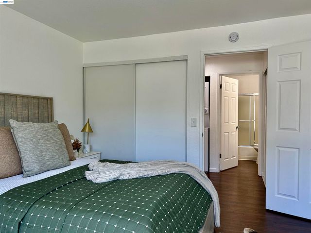 683 Newbury Ln 274, Hayward, CA 94544