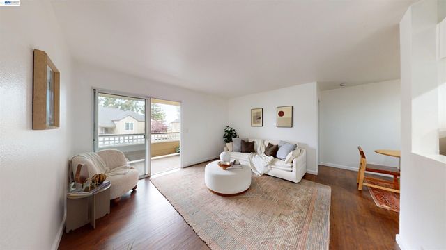 683 Newbury Ln 274, Hayward, CA 94544