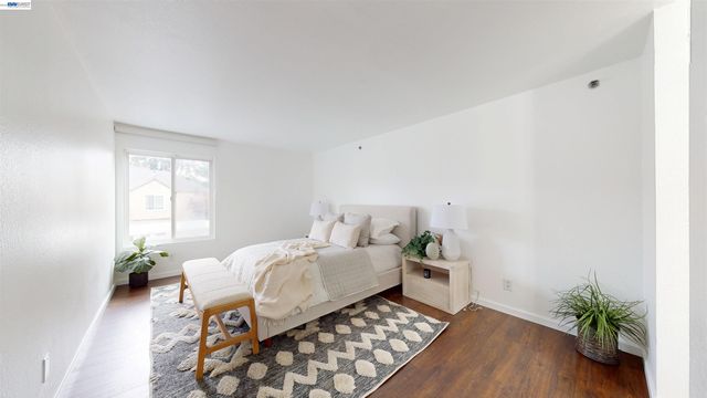 683 Newbury Ln 274, Hayward, CA 94544