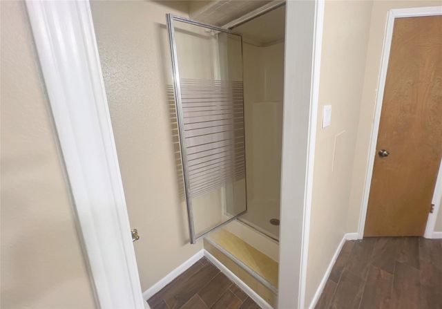 430 Breeze Park Drive, Houston, TX 77015