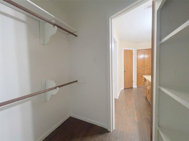 430 Breeze Park Drive, Houston, TX 77015