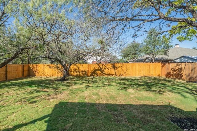 11215 Link, San Antonio, TX 78213