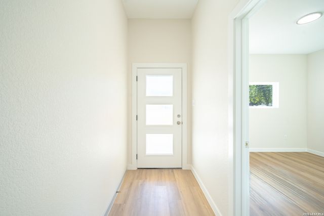 11215 Link, San Antonio, TX 78213