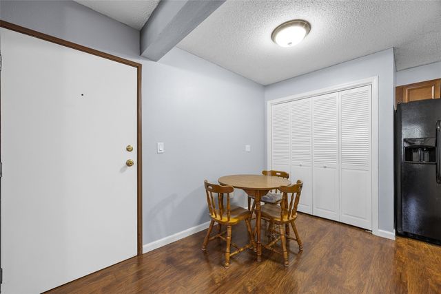 142 Elm Ridge Drive, North Liberty, IA 52317