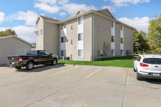 142 Elm Ridge Drive, North Liberty, IA 52317