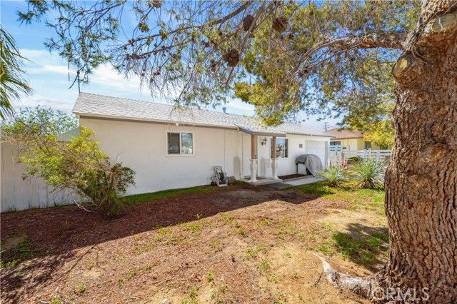 225 W French Avenue, Ridgecrest, CA 93555