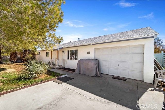 225 W French Avenue, Ridgecrest, CA 93555