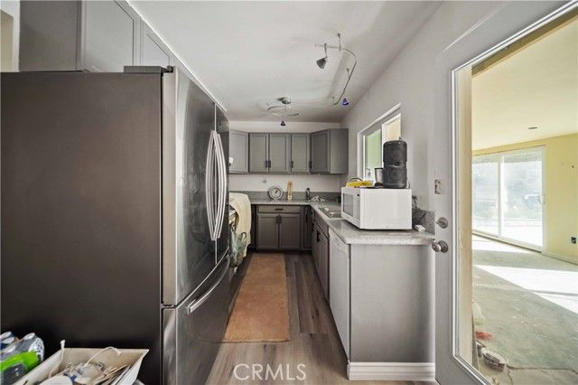 225 W French Avenue, Ridgecrest, CA 93555