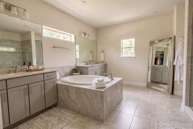 8059 LEAF GROVE CIRCLE, Orlando, FL 32836