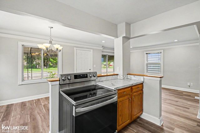 605 S Campbell Street, Royal Oak, MI 48067