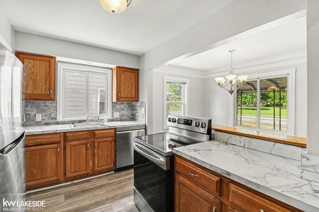 605 S Campbell Street, Royal Oak, MI 48067