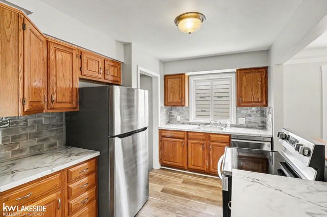 605 S Campbell Street, Royal Oak, MI 48067