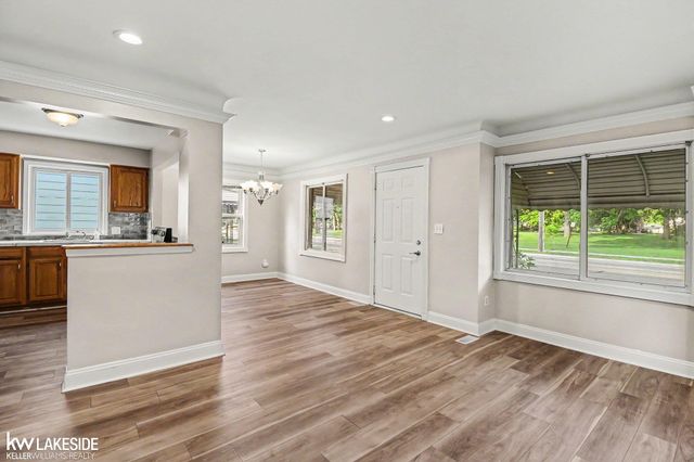 605 S Campbell Street, Royal Oak, MI 48067