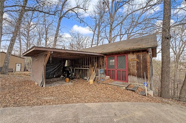 9118 Summer Shade Road, Rogers, AR 72756
