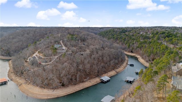 9118 Summer Shade Road, Rogers, AR 72756