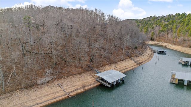 9118 Summer Shade Road, Rogers, AR 72756