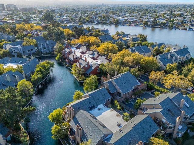 953 Shoreline Drive, San Mateo, CA 94404