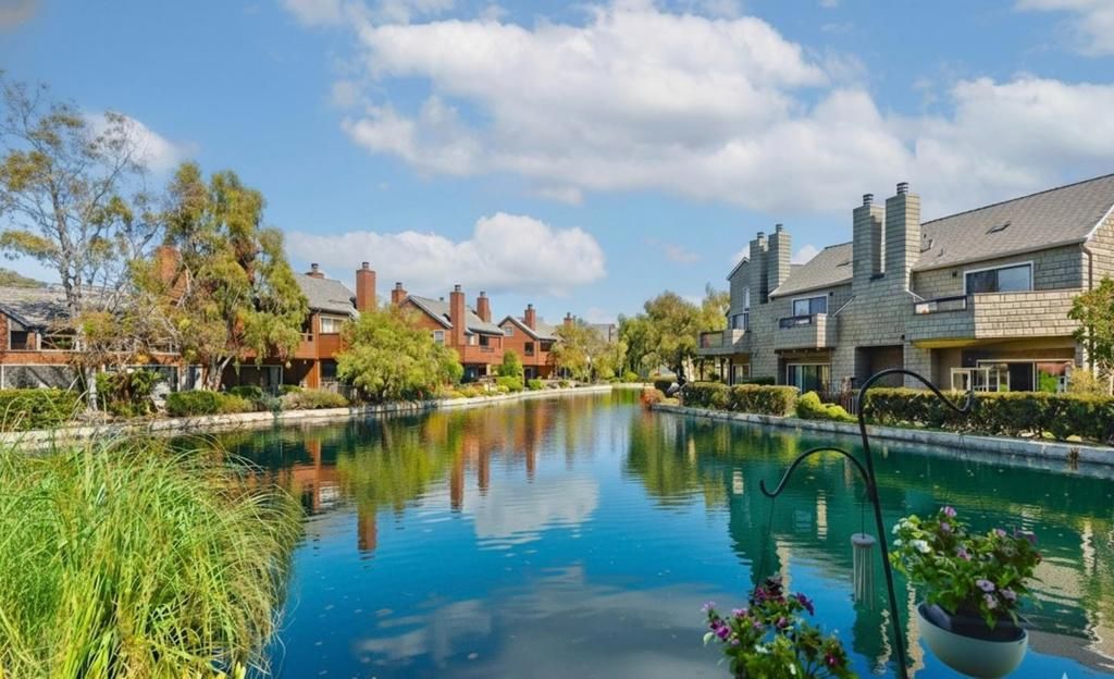 953 Shoreline Drive, San Mateo, CA 94404