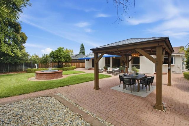1737 Heron Avenue, Sunnyvale, CA 94087